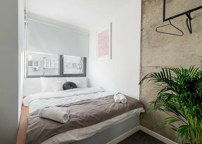 Royal Palace By Urbanesq بوخارست