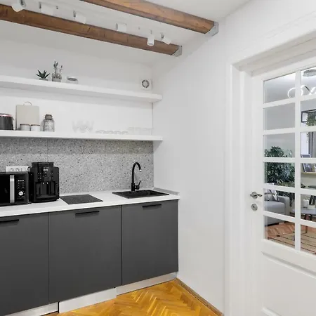 Royal Palace By Urbanesq Bucarest